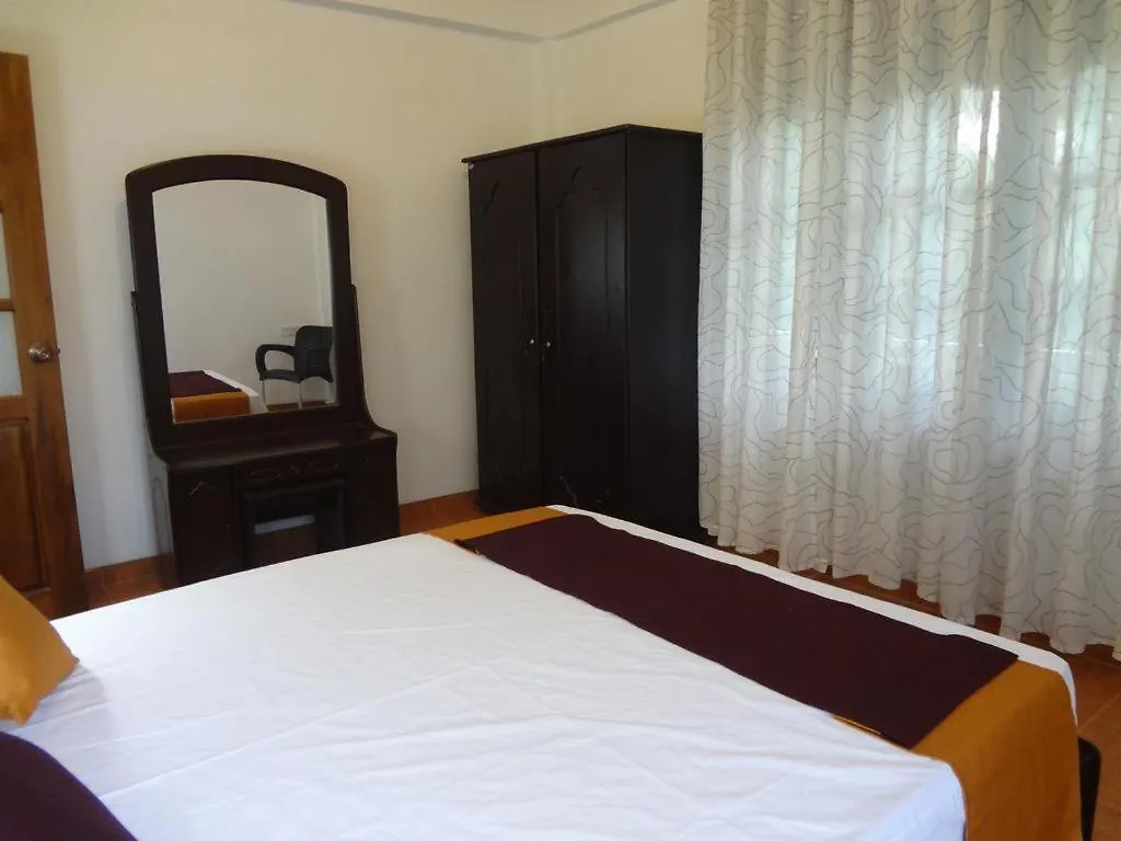 Holiday home 4 Rooms Fully Furnished House For Rent Kandy